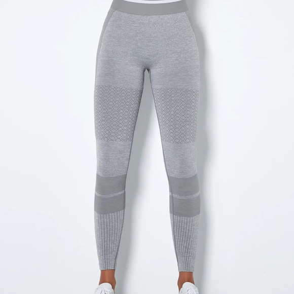 Amelia Leggings Size M - Picture 7 of 7